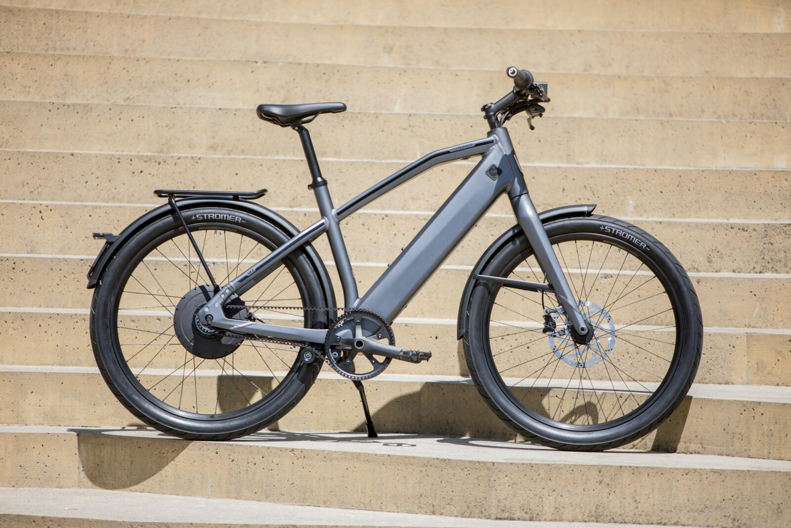 ST2 - Dark Grey